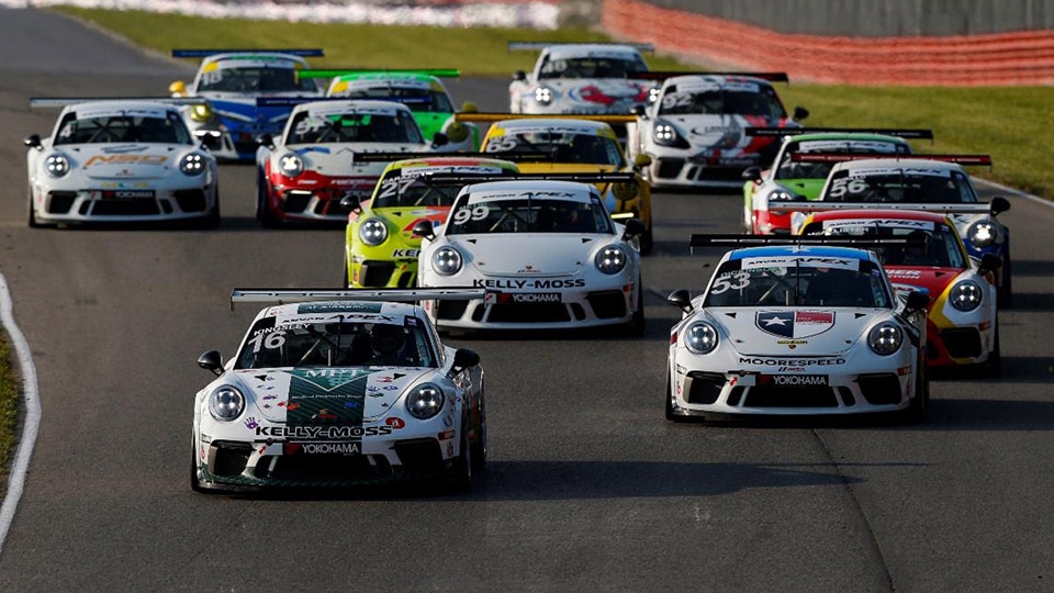 Jeff Kinglsey's No.16 on track at Mid-Ohio Sports Car Course